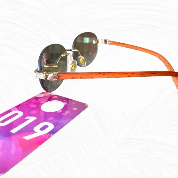 STYLIZED SUNGLASSES 🪢 NIP Boutique, With cleaning cloth and Slip Case - Picture 11 of 12